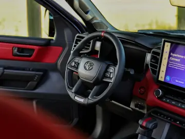 Toyota Tundra Crew Max   TRD Pro