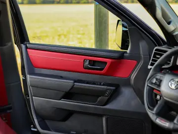 Toyota Tundra Crew Max   TRD Pro