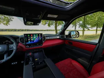 Toyota Tundra Crew Max   TRD Pro