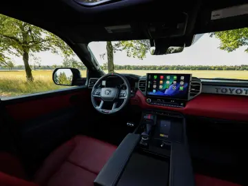 Toyota Tundra Crew Max   TRD Pro