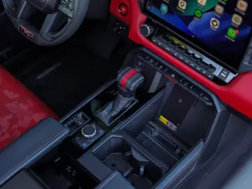 Toyota Tundra Crew Max   TRD Pro