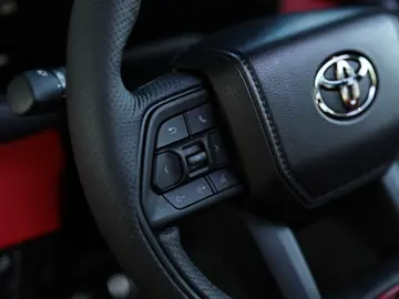 Toyota Tundra Crew Max   TRD Pro