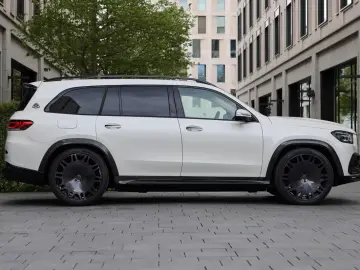 Mercedes-Benz GLS 600 Maybach   BRABUS B650