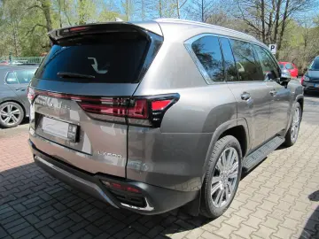 LEXUS LX 600 SUPERIOR VIP