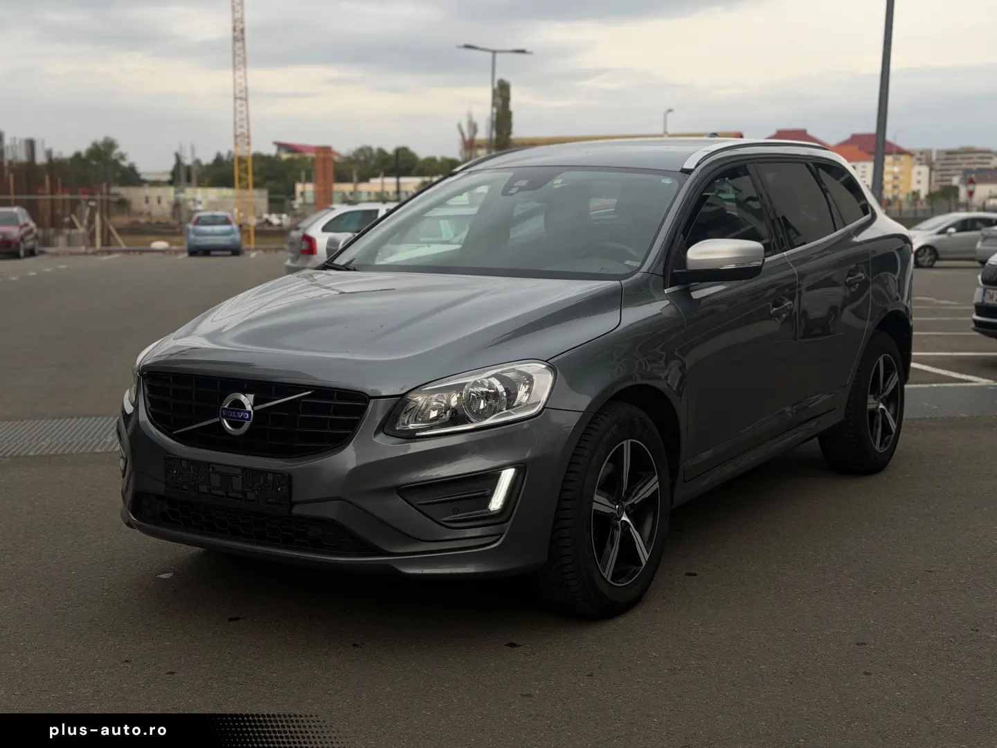 Volvo XC60 2.0 D R Design an 2017  Euro6