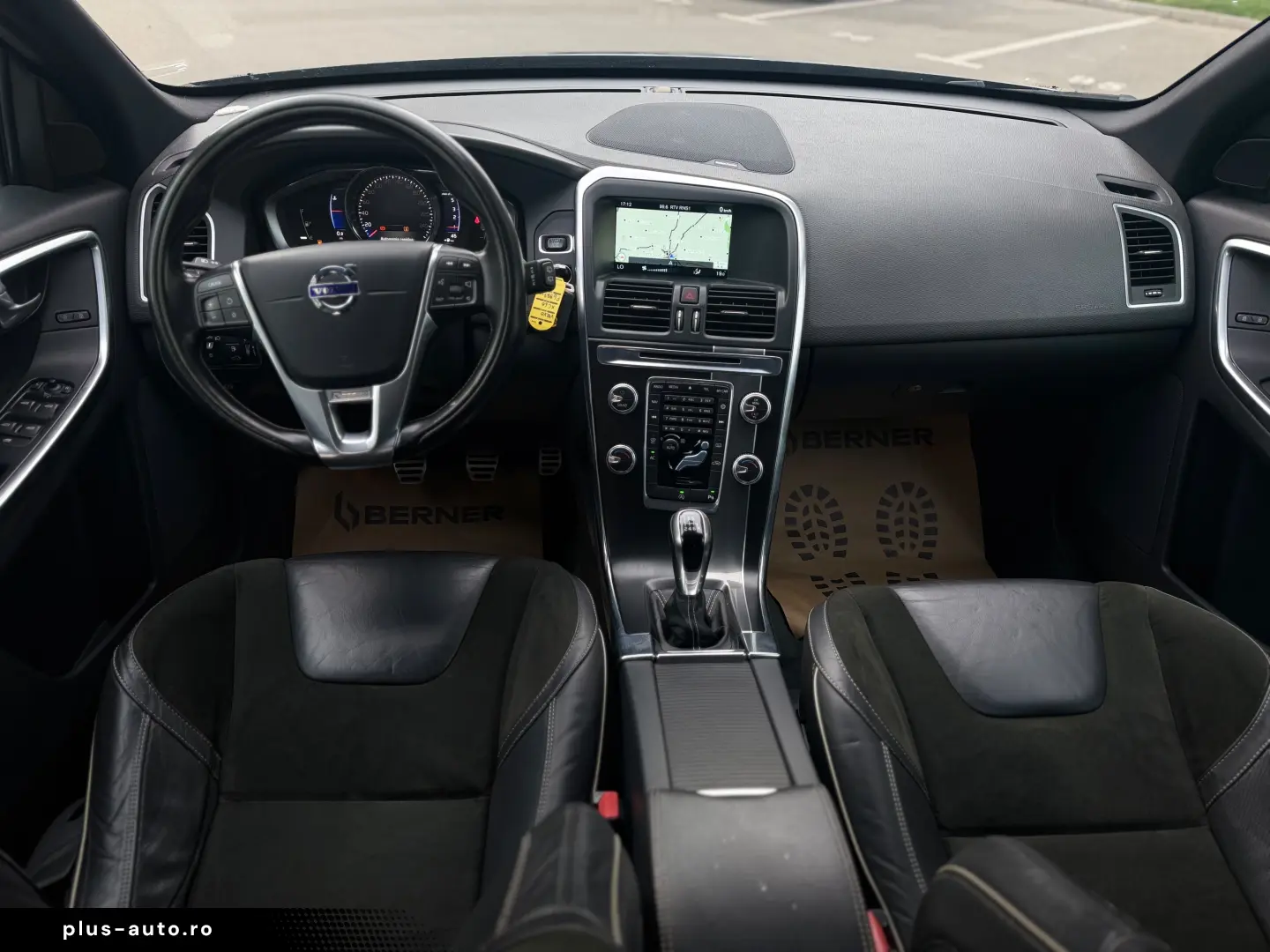 Volvo XC60 2.0 D R Design an 2017  Euro6
