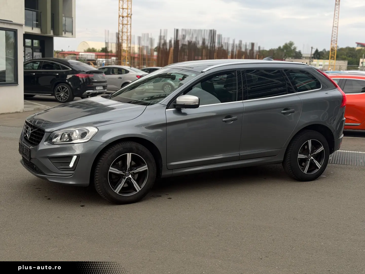 Volvo XC60 2.0 D R Design an 2017  Euro6