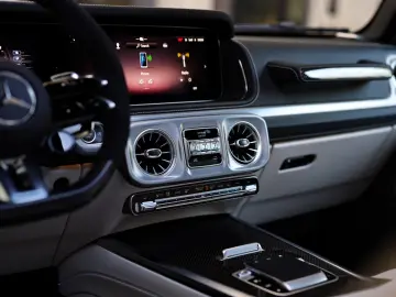 Mercedes-Benz G 63 AMG G 63 FACELIFT   TV   NIGHT
