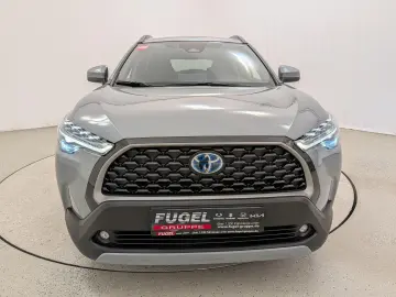TOYOTA Corolla Cross 2.0 Hybrid FWD Team Deutschland LE