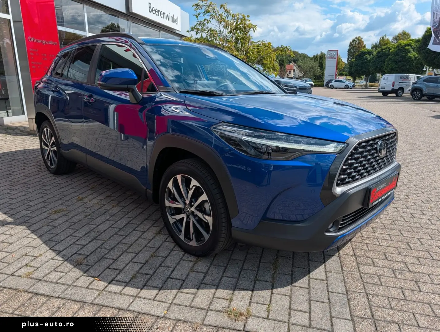 TOYOTA Corolla Cross 2.0-l-VVT-i Hybrid Style-Comfort