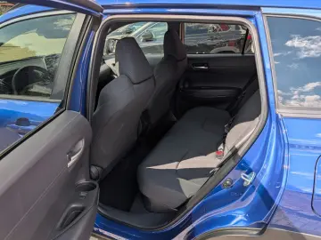 TOYOTA Corolla Cross 2.0-l-VVT-i Hybrid Style-Comfort
