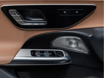 Mercedes-Benz E 220 d 4M AMG-Sport Super Pano Burm Night