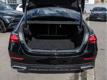 Mercedes-Benz E 220 d 4M AMG-Sport Super Pano Burm Night