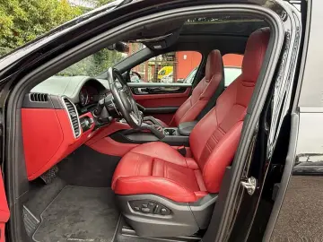 PORSCHE Cayenne Coupé 3.0 V6 E-Hybrid ROSSO CARTIER KAME