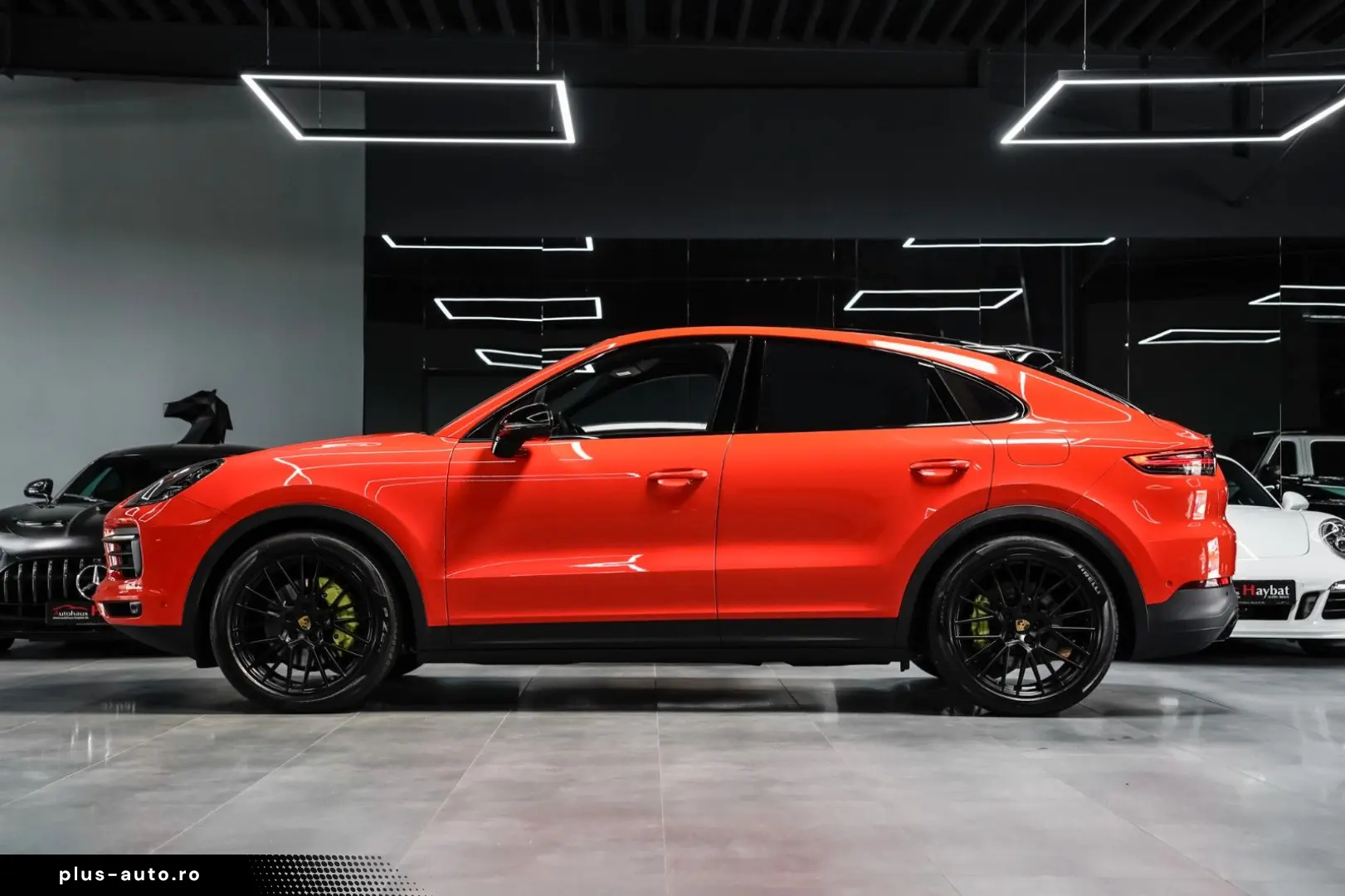 PORSCHE Cayenne Coupe Hybrid Pano-Luft-AHK-HuD-Approved