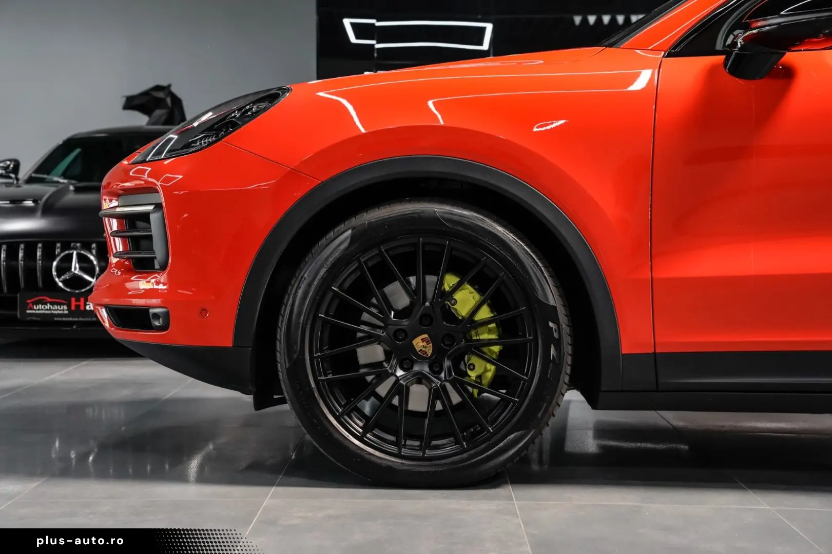 PORSCHE Cayenne Coupe Hybrid Pano-Luft-AHK-HuD-Approved