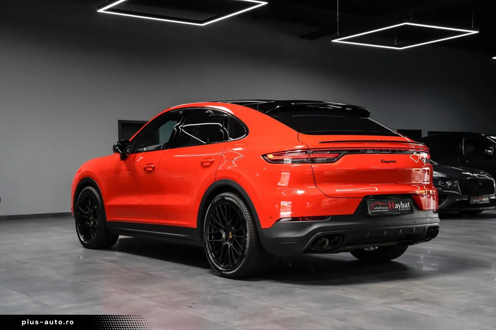 PORSCHE Cayenne Coupe Hybrid Pano-Luft-AHK-HuD-Approved