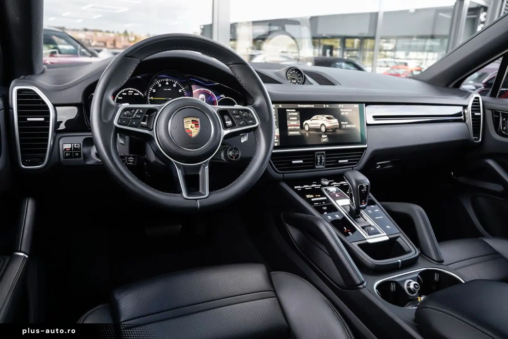 PORSCHE Cayenne Coupe Hybrid Pano-Luft-AHK-HuD-Approved