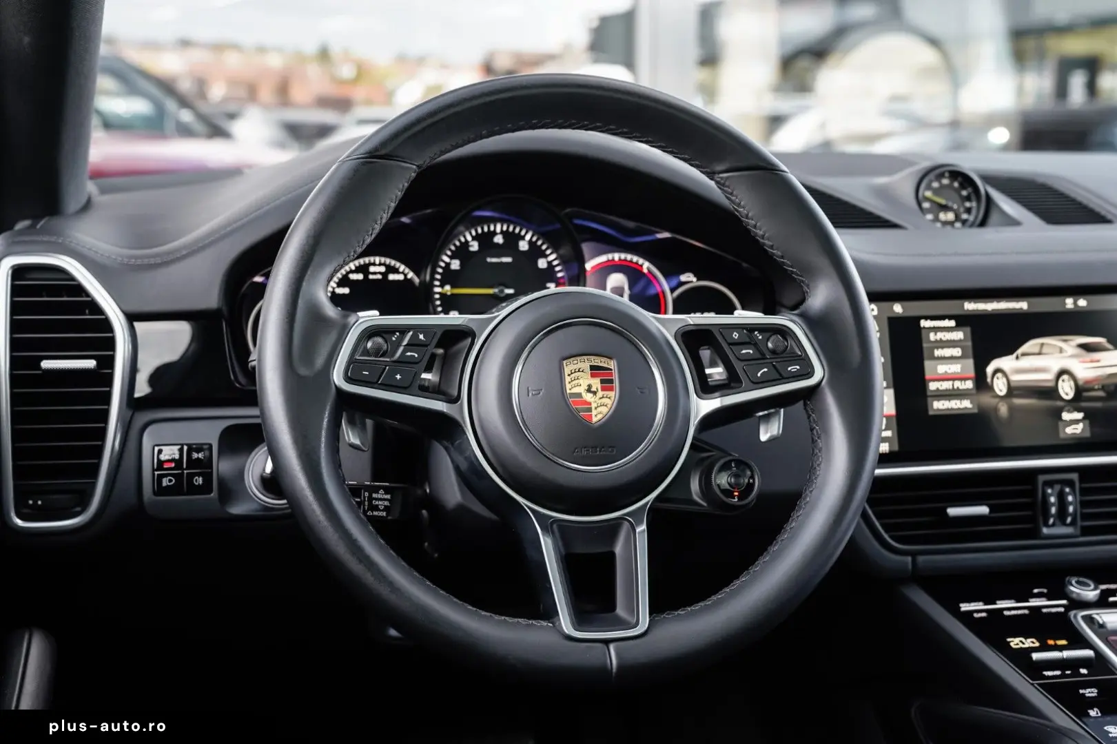 PORSCHE Cayenne Coupe Hybrid Pano-Luft-AHK-HuD-Approved