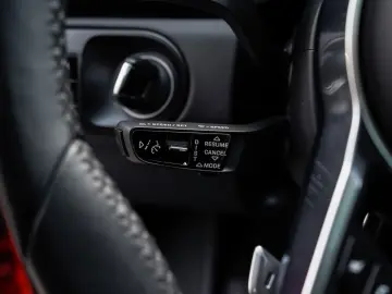 PORSCHE Cayenne Coupe Hybrid Pano-Luft-AHK-HuD-Approved