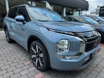 MITSUBISHI Outlander  HuD  Leder   Top