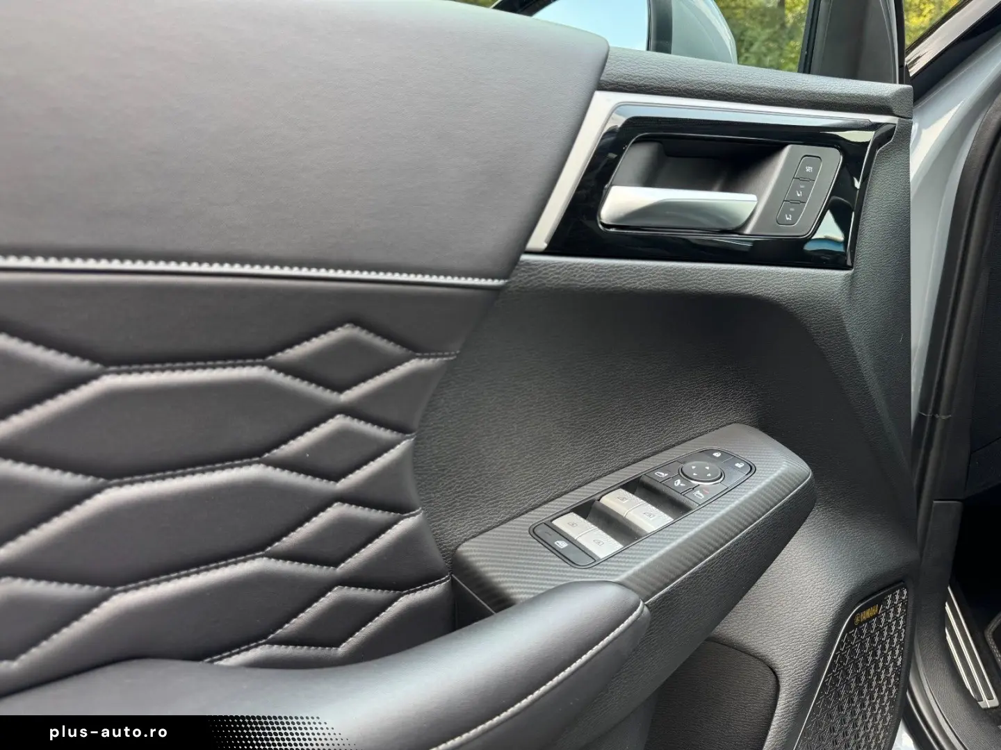 MITSUBISHI Outlander  HuD  Leder   Top