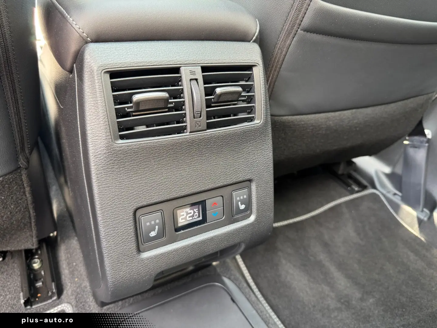 MITSUBISHI Outlander  HuD  Leder   Top