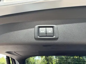 MITSUBISHI Outlander  HuD  Leder   Top