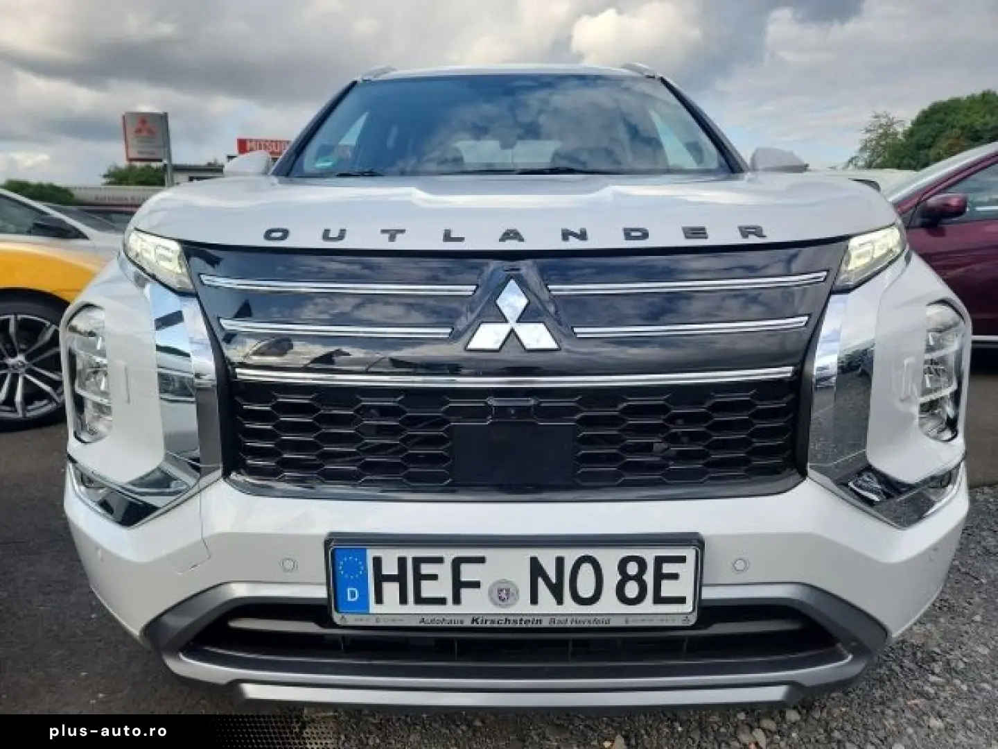 MITSUBISHI Plug-in Hybrid Outlander Diamant Top 4WD Dienstw