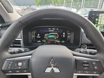 MITSUBISHI Plug-in Hybrid Outlander Diamant Top 4WD Dienstw