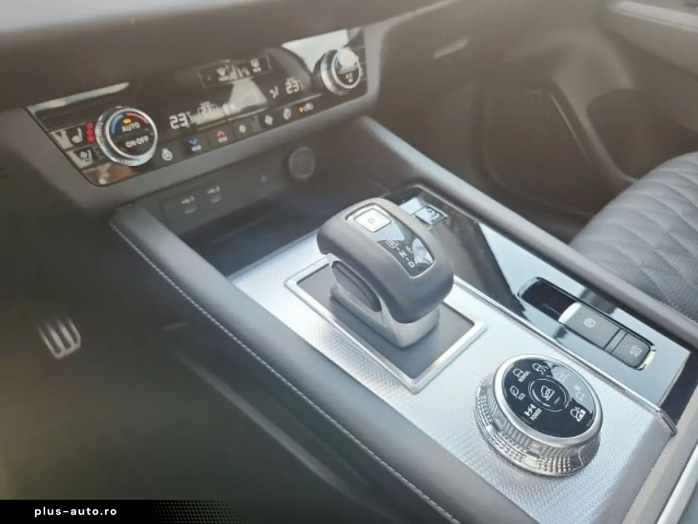MITSUBISHI Plug-in Hybrid Outlander Diamant Top 4WD Dienstw