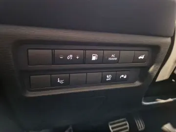 MITSUBISHI Plug-in Hybrid Outlander Diamant Top 4WD Dienstw