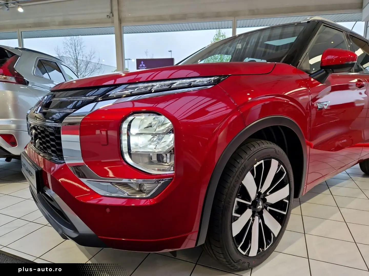MITSUBISHI Plug-in Hybrid Outlander Diamant Top 4WD Dienstw