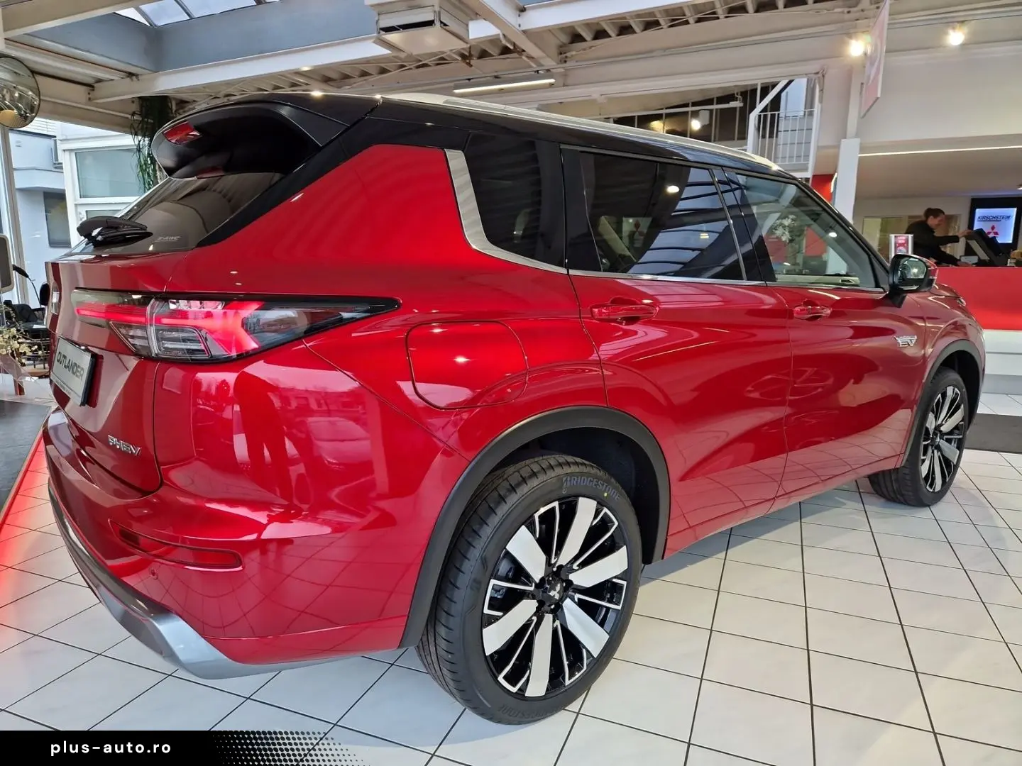 MITSUBISHI Plug-in Hybrid Outlander Diamant Top 4WD Dienstw