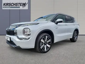 MITSUBISHI Plug-in Hybrid Outlander Top 4WD Luxury Launch-P