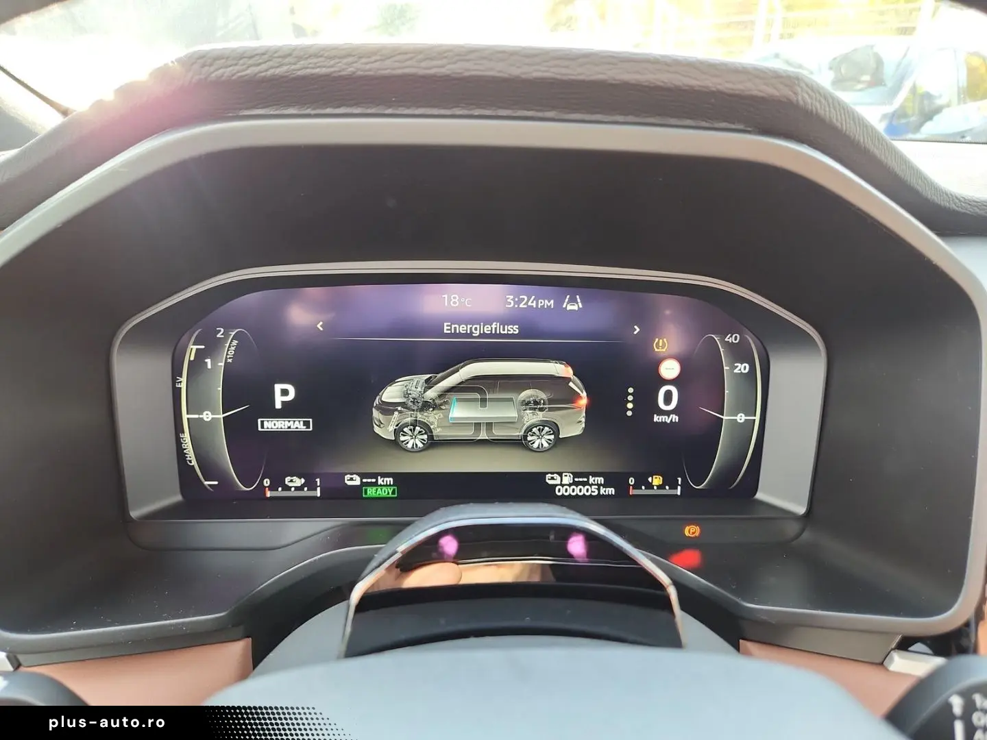 MITSUBISHI Plug-in Hybrid Outlander Top 4WD Luxury Launch-P