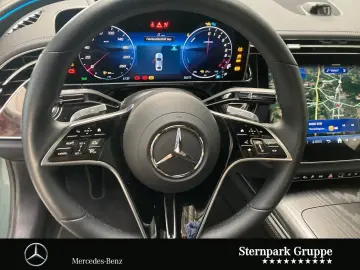 MERCEDES-BENZ E 300 e 4M EXCLUSIVE AMG LM AIRM Super…