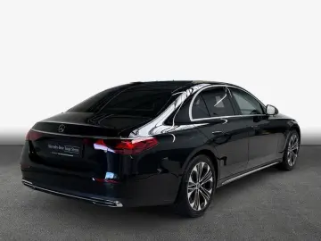 MERCEDES-BENZ E 300 de 4Matic Exclusive Premium Pano
