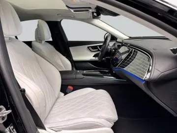 MERCEDES-BENZ E 300 de 4Matic Exclusive Premium Pano