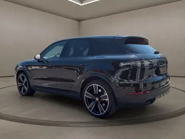PORSCHE Cayenne E-Hybrid   22    Pano   AHK  BOSE