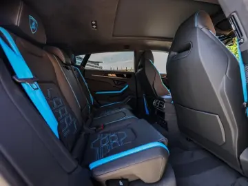 Lamborghini Urus SE   TOPCAR R Evo Limited Edition