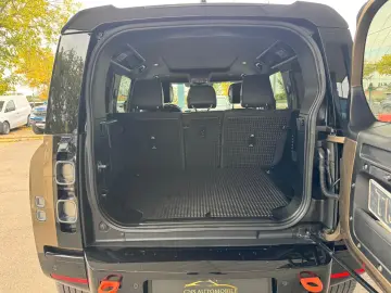 LAND ROVER Defender 110 X P300