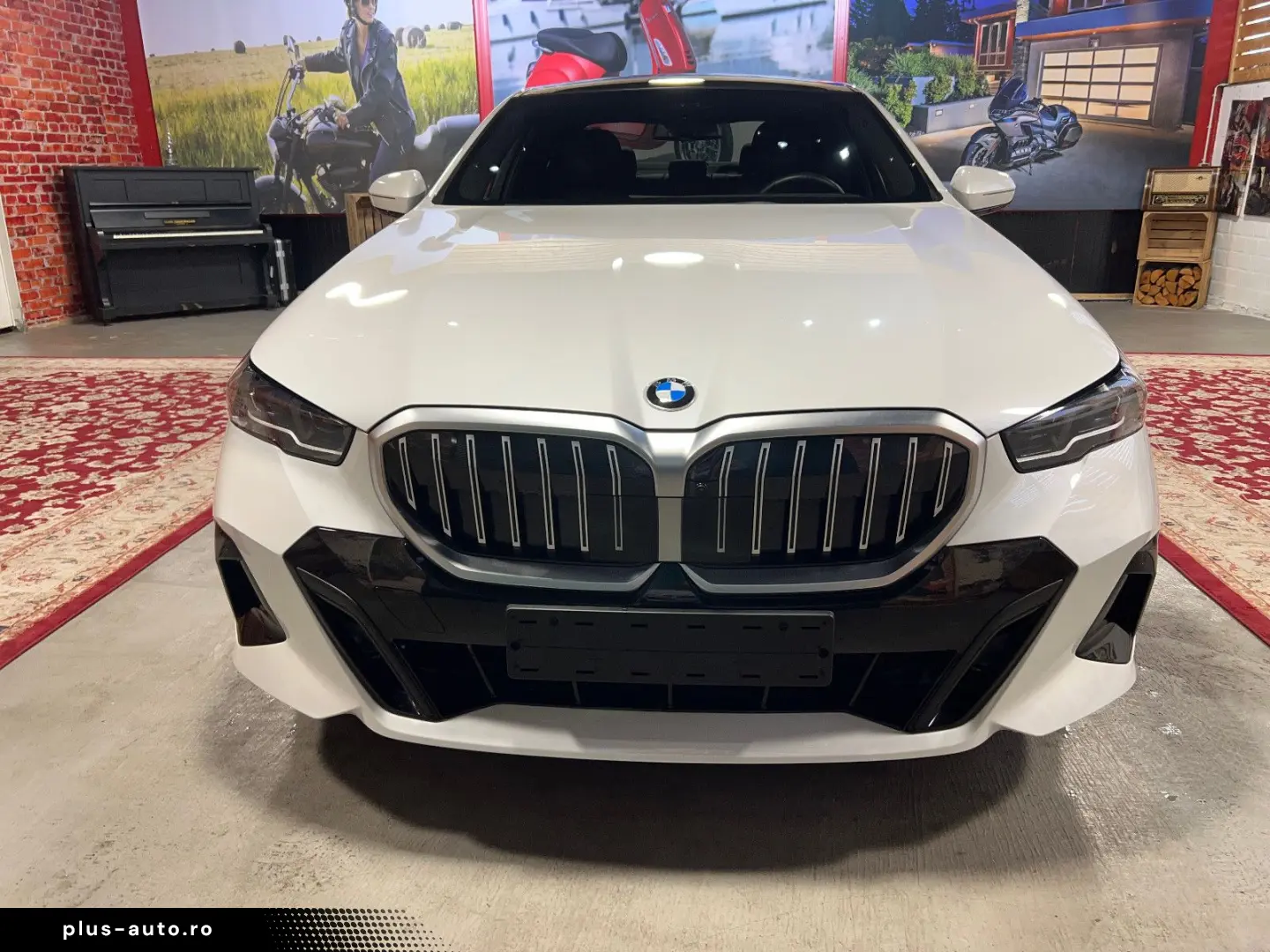 BMW 520 i M-Sport  Pano  Leder  360   Memory  H&K