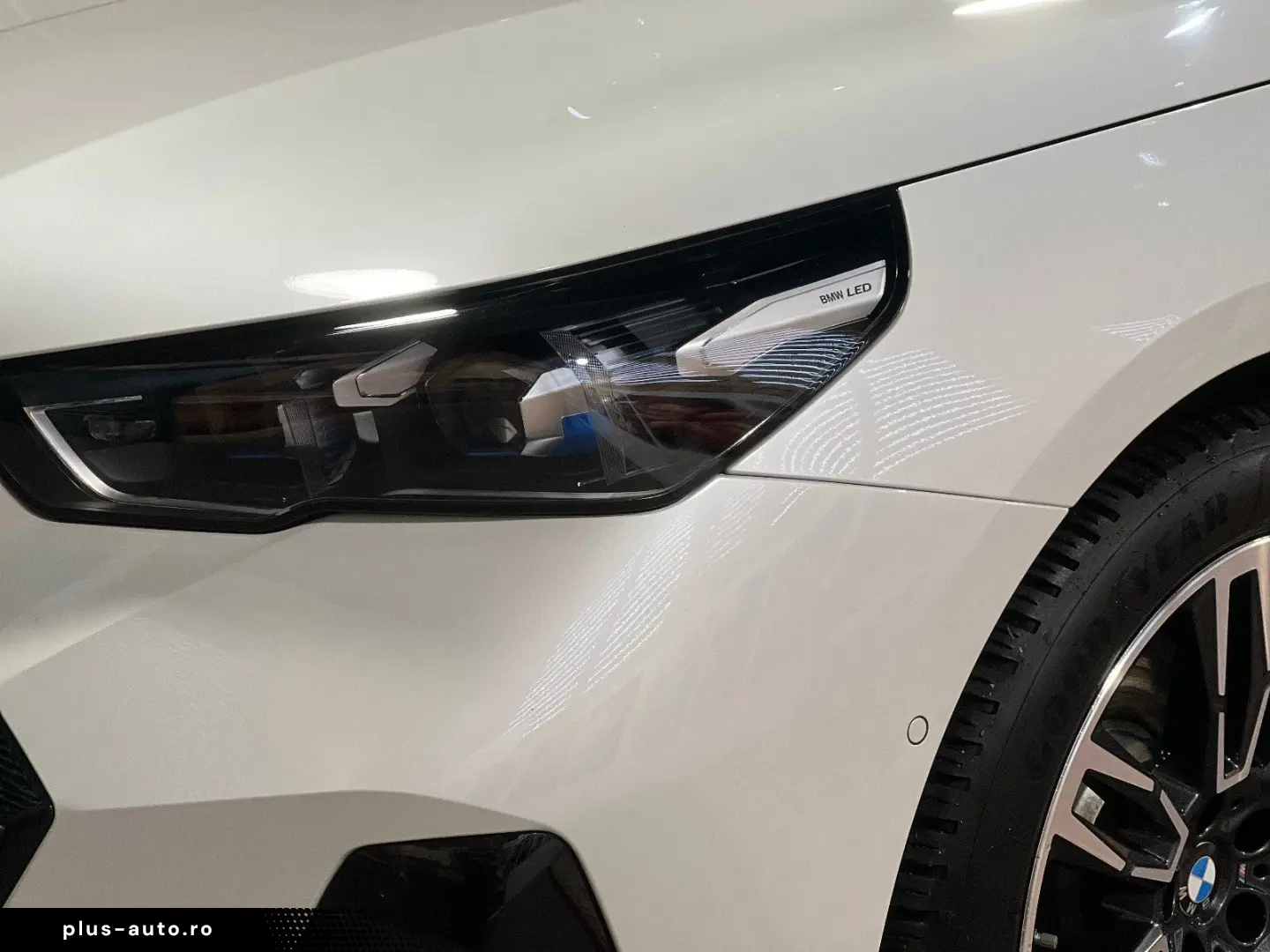 BMW 520 i M-Sport  Pano  Leder  360   Memory  H&K
