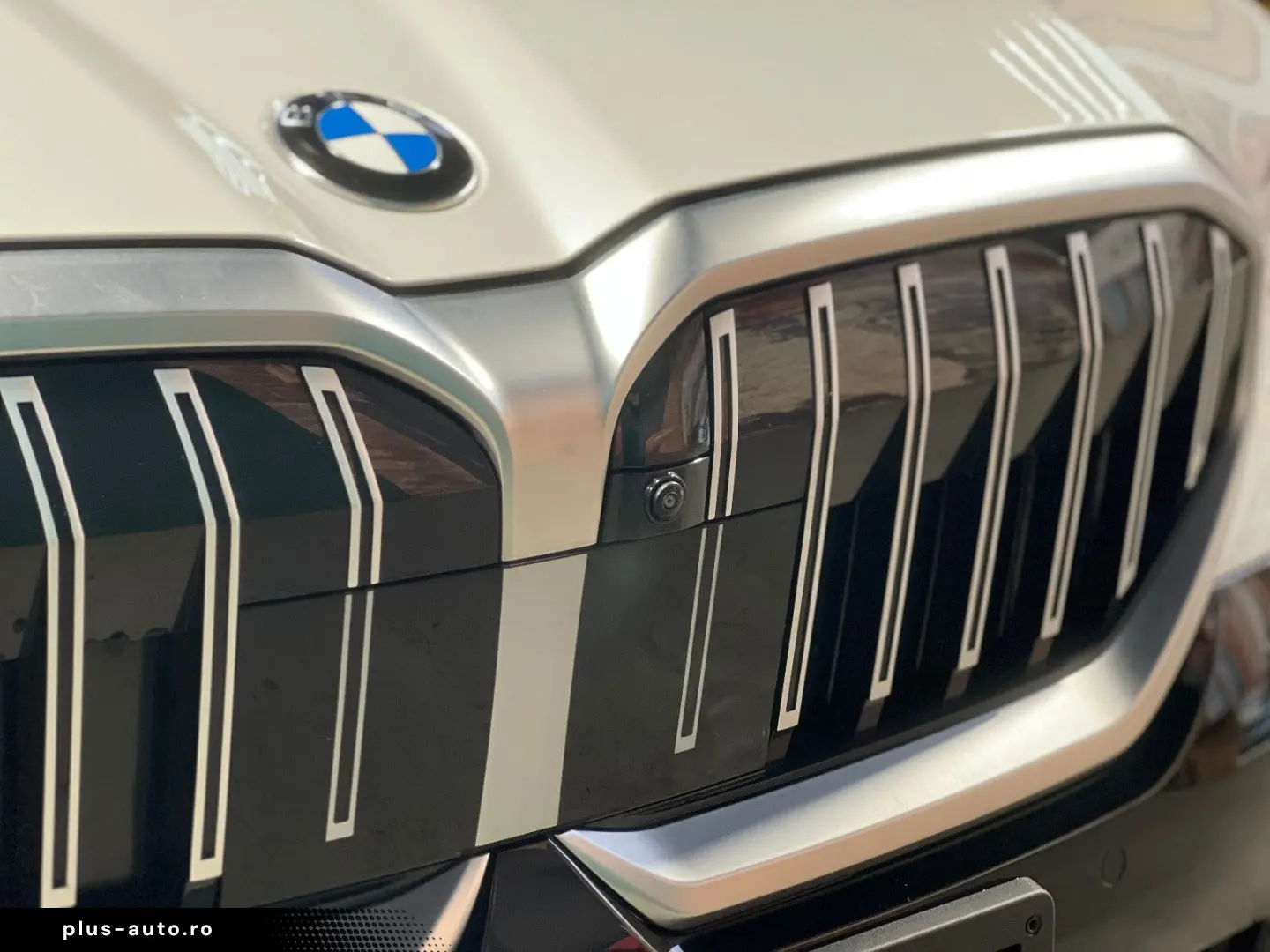 BMW 520 i M-Sport  Pano  Leder  360   Memory  H&K