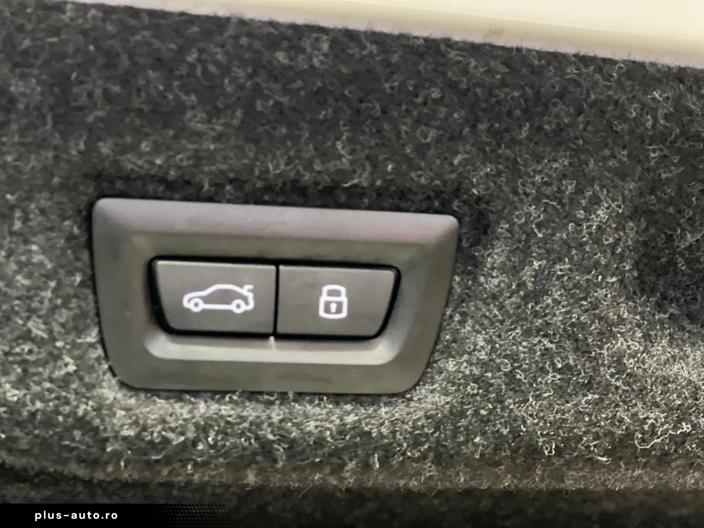 BMW 520 i M-Sport  Pano  Leder  360   Memory  H&K