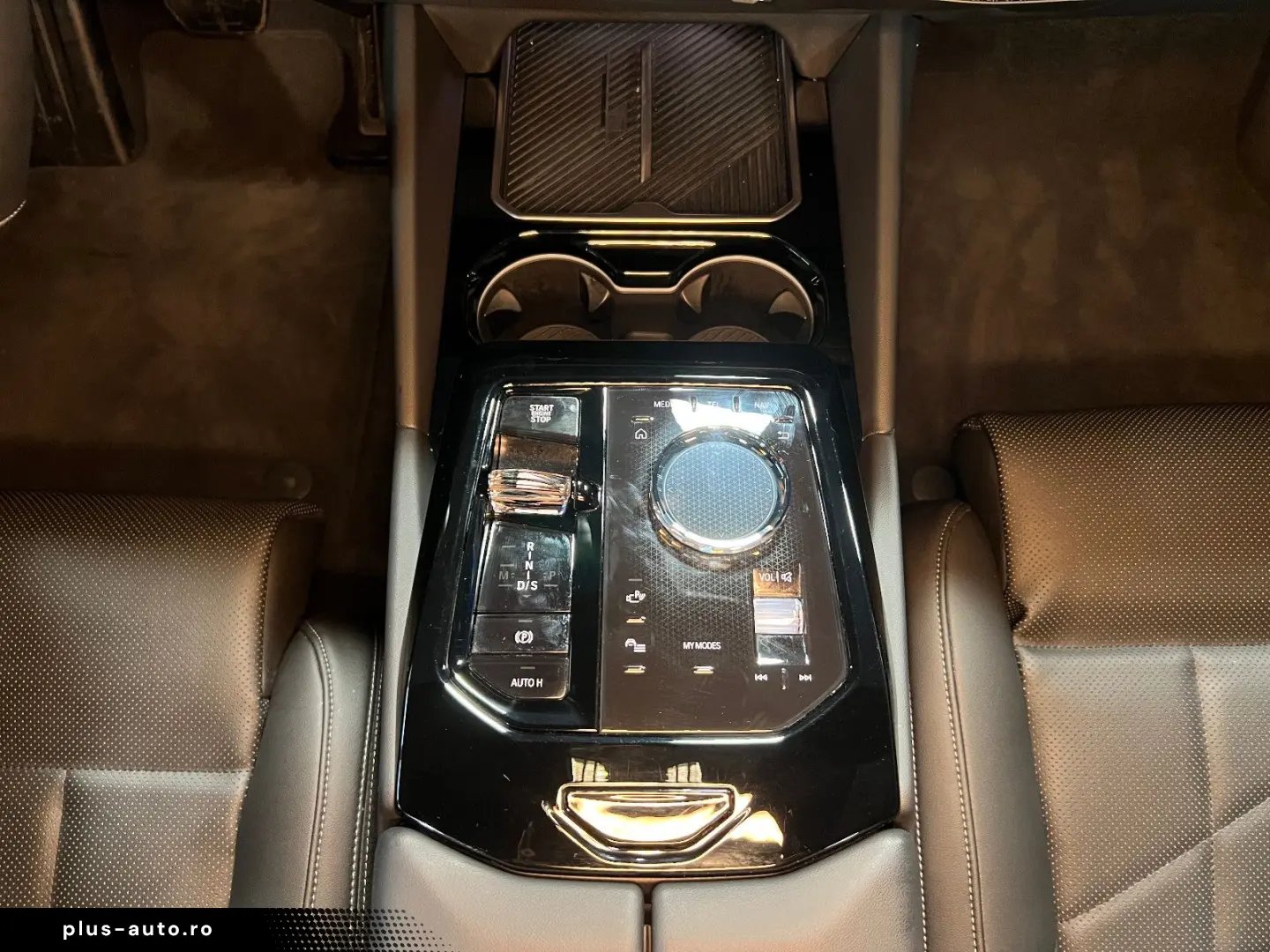 BMW 520 i M-Sport  Pano  Leder  360   Memory  H&K