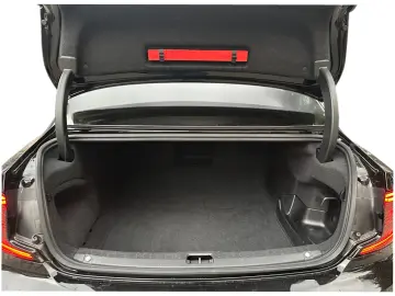 Volvo S90 T8 Recharge AWD Plus Plug-In Hybrid