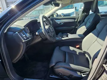 Volvo S90 Ultimate Bright Recharge Plug-In Hybrid AWD