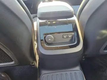 Volvo S90 Ultimate Bright Recharge Plug-In Hybrid AWD